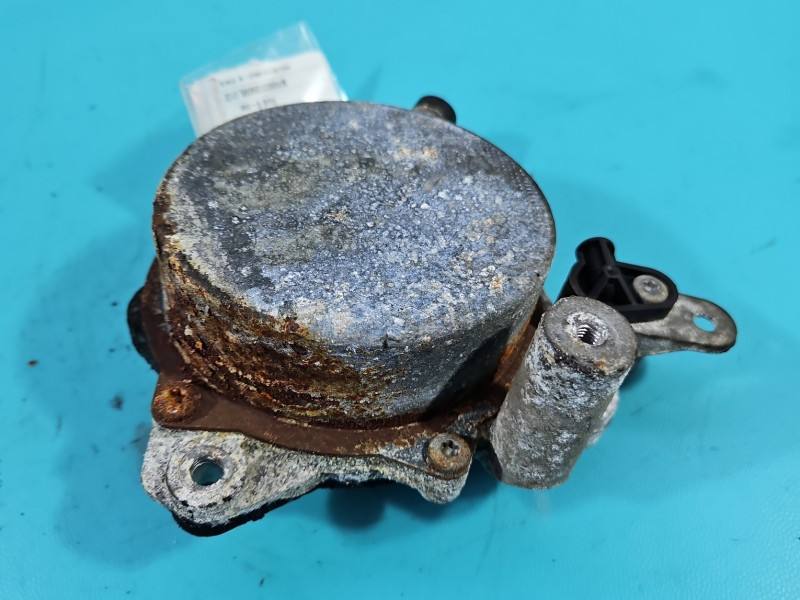 Вакуумний насос Ford S-max 9673836180 — фото деталі 3