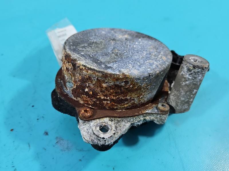 Вакуумний насос Ford S-max 9673836180 — фото деталі 4