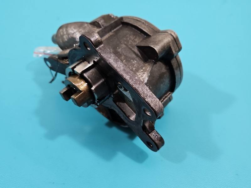 Вакуумный насос Mercedes S W221 A6422300165