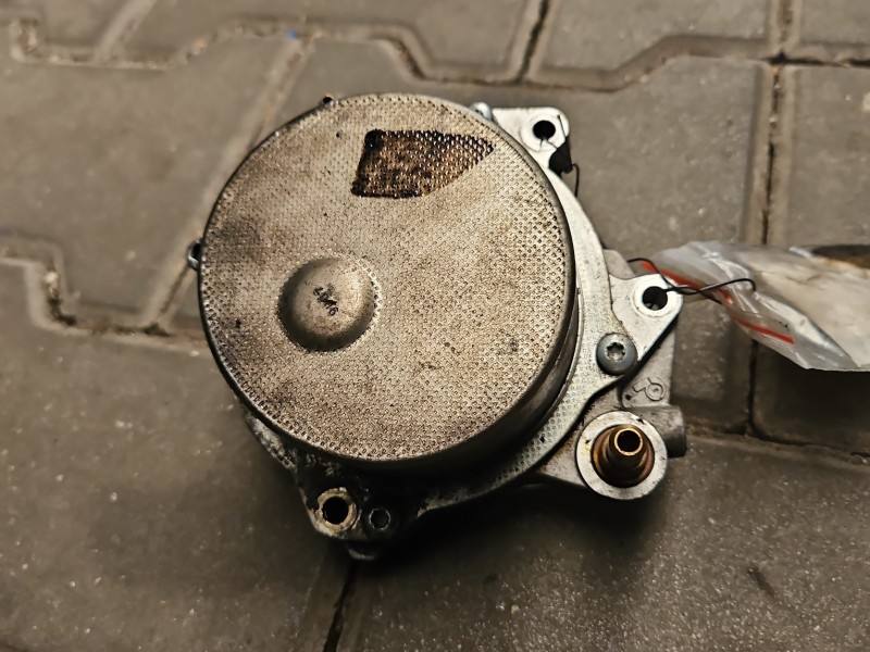 Вакуумний насос Alfa romeo 159