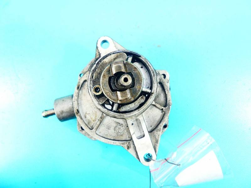 Вакуумный насос Chrysler Pt cruiser A6642300165 — фото детали 2