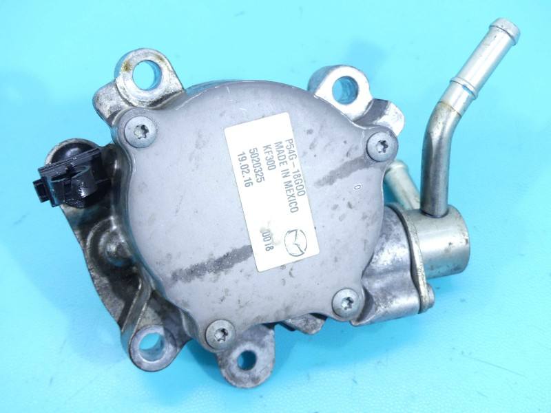 Вакуумний насос Mazda 3 P54G-18G00