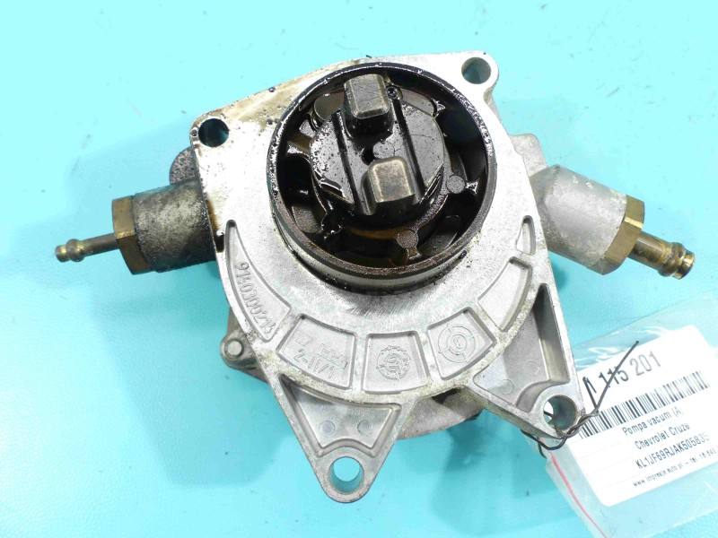 Вакуумний насос Chevrolet Cruze 9140307520 — фото деталі 2