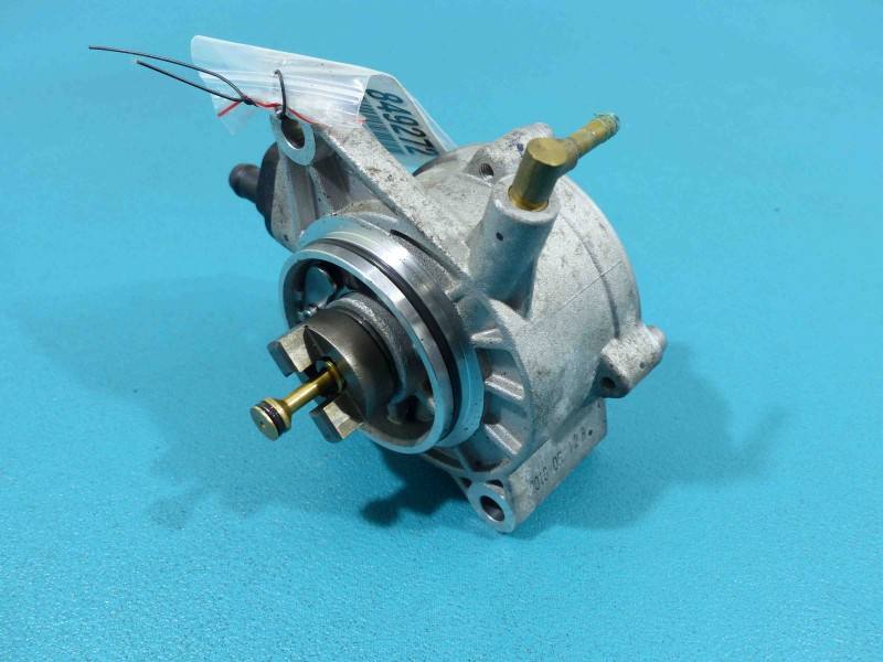 Вакуумный насос Hyundai I20 28810-04070