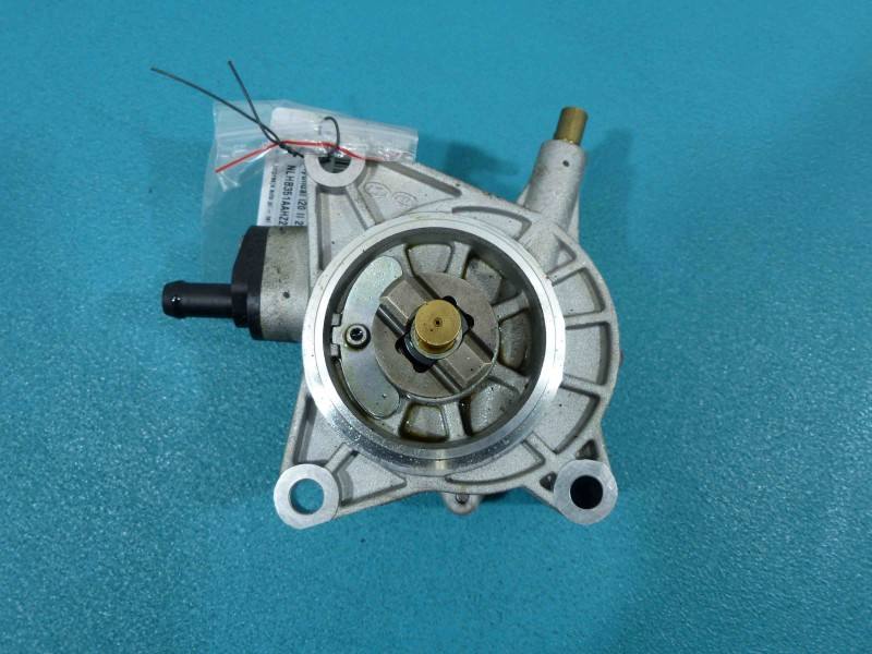 Вакуумный насос Hyundai I20 28810-04070 — фото детали 2