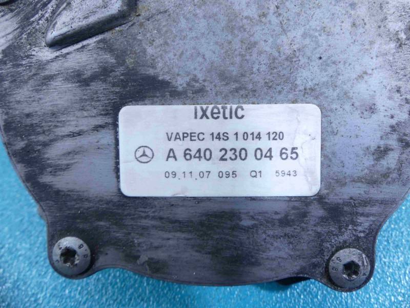 Вакуумний насос Mitsubishi Colt A6402300465 — фото деталі 3