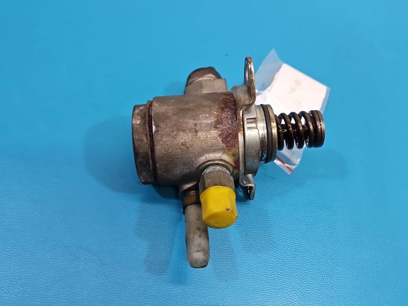 Топливный насос Volkswagen Jetta 03C127026C — фото детали 9