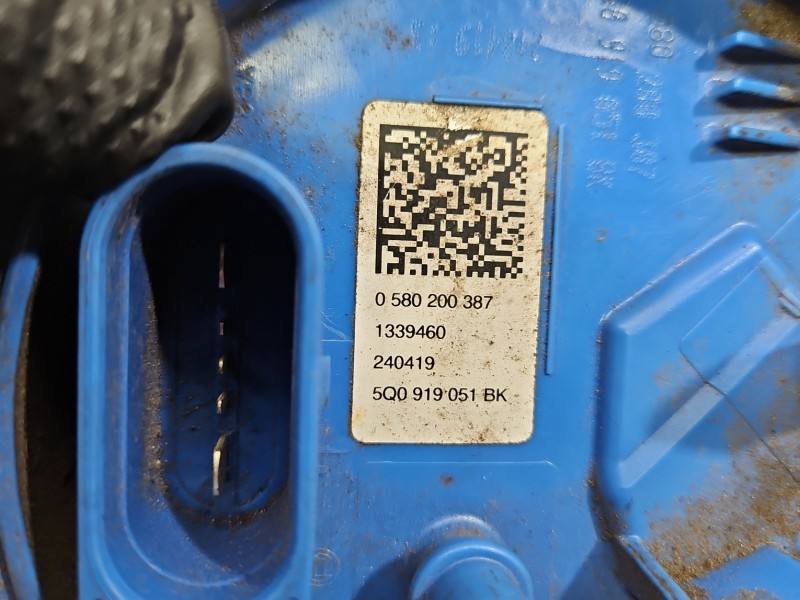 Топливный насос Audi A3 8V 5Q0919051BK — фото детали 7