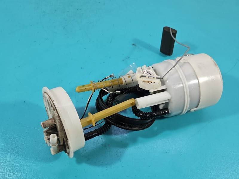 Топливный насос Nissan Qashqai 17040JD01A — фото детали 4