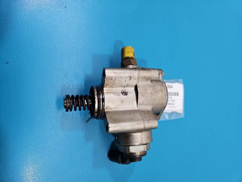 Топливный насос Volkswagen Tiguan 03C127025T — фото детали 6