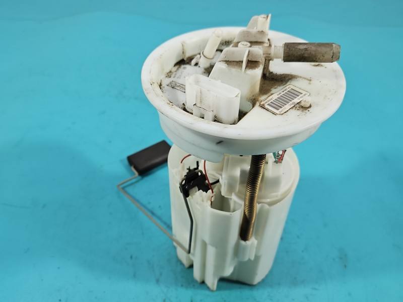 Топливный насос Ford Focus AV61-9H307-AC