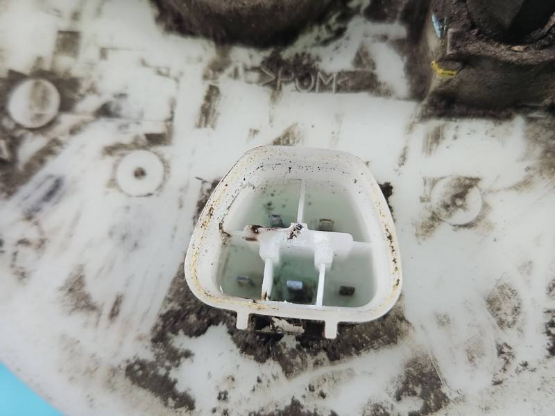 Топливный насос Toyota Prius 77020-47041 — фото детали 5