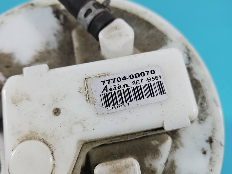 Топливный насос Toyota Yaris 3 — фото детали 7