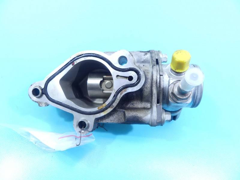 Топливный насос Ford Focus CM5E-9D376-BE — фото детали 2