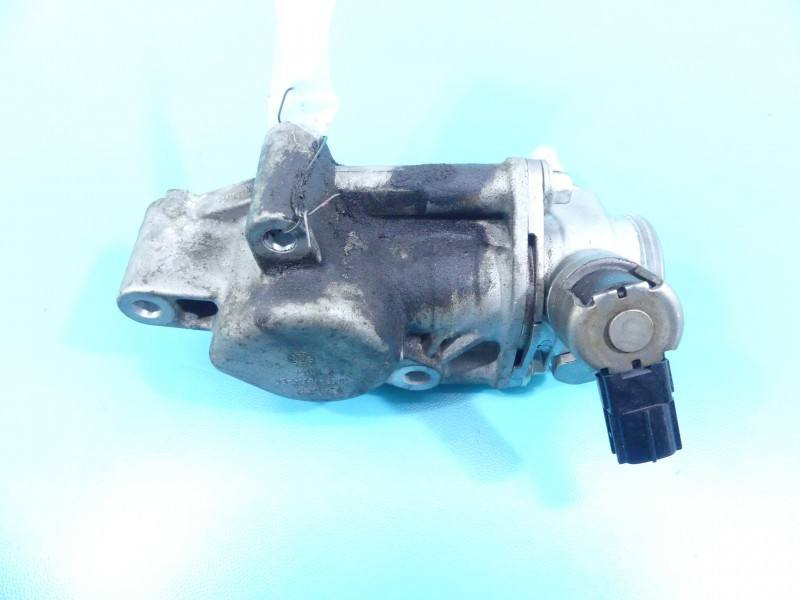 Топливный насос Ford Focus CM5E-9D376-BE — фото детали 6