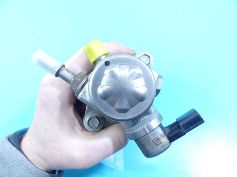 Топливный насос Ford Focus CM5E-9D376-BE — фото детали 8