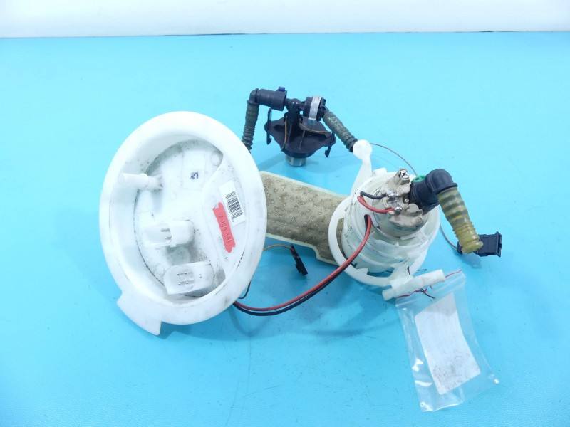 Паливний насос BMW 7 F01 7188561