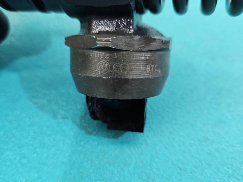 Форсунка Volkswagen Touareg 0414720210 — фото деталі 3