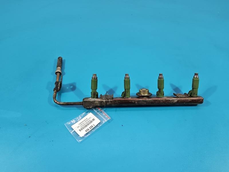 Форсунка Toyota Avensis T25 23250-22040 — фото деталі 3