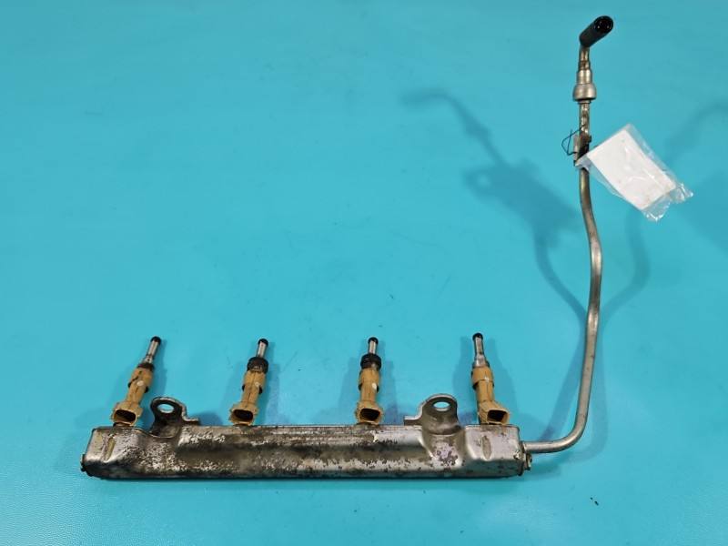 Форсунка Toyota Corolla E15 23250-0T030 — фото деталі 4