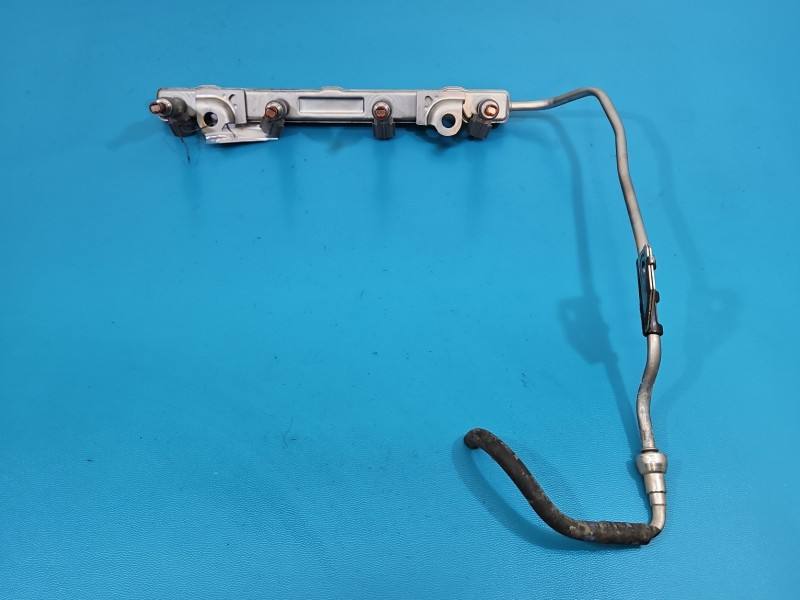 Форсунка Toyota Corolla E21 23250-0T110 — фото деталі 6