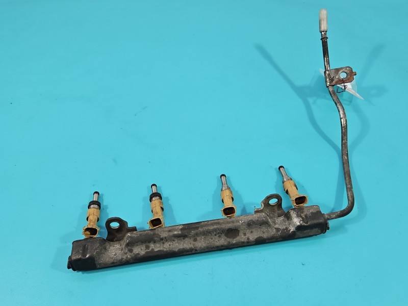 Форсунка Toyota Avensis T27 23250-0T030 — фото детали 5