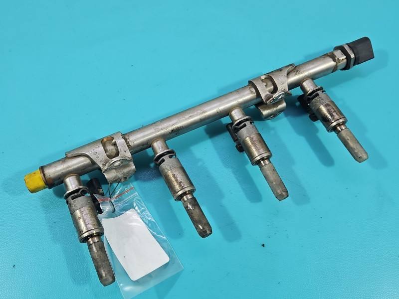 Форсунка Volkswagen Passat B8 0261500477