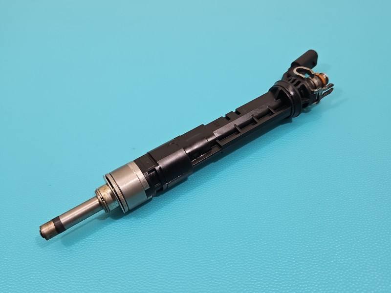 Форсунка Renault Megane 4 166002932R