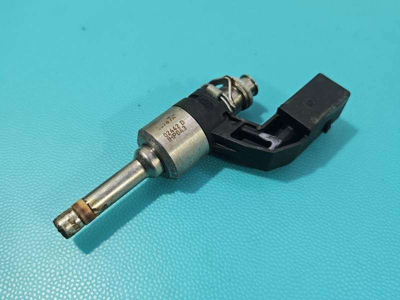 Форсунка Volkswagen Tiguan 03C906036E