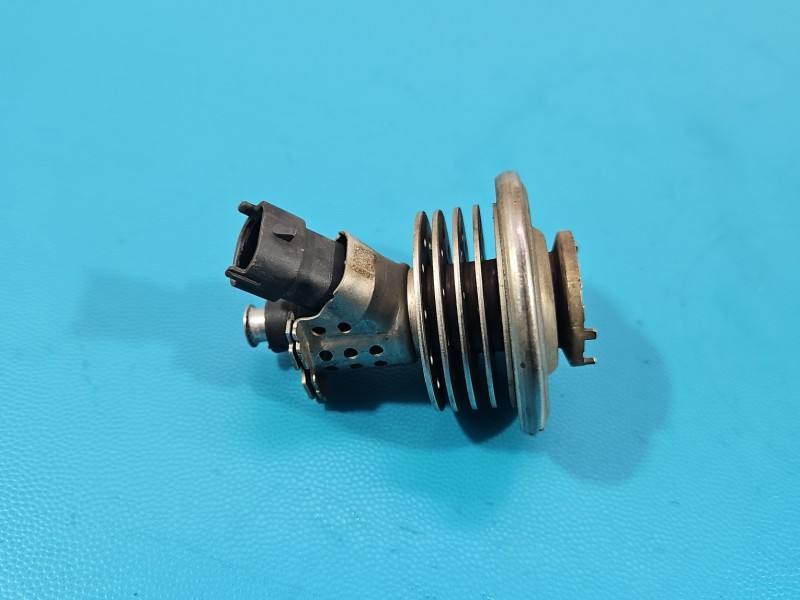 Форсунка Jeep Grand Cherokee 04627710AD