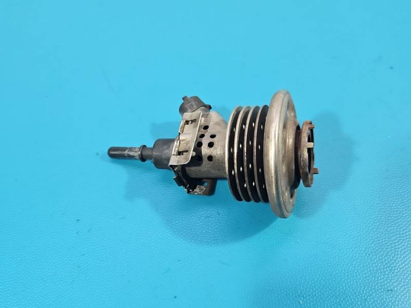 Форсунка Land Rover Discovery 8X23-189E3-AA
