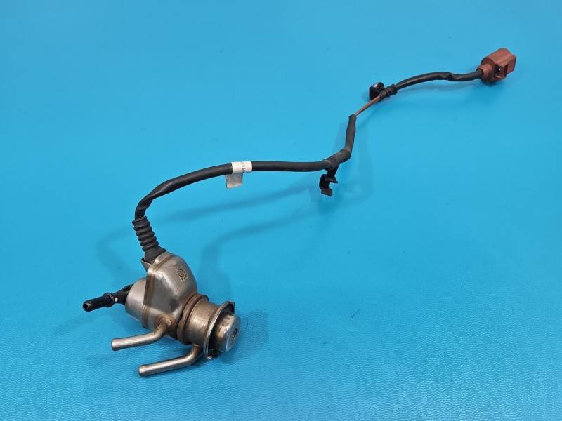 Форсунка Volkswagen Passat B8 0444025042