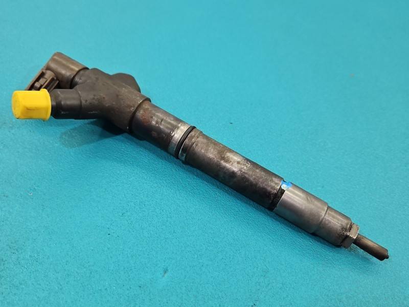 Форсунка Toyota Avensis T27 23670-0R100