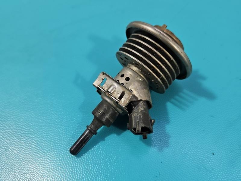 Форсунка Jeep Grand Cherokee 04627710AC