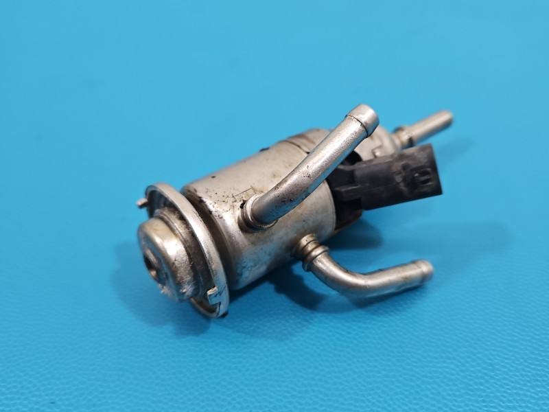 Форсунка BMW 5 G30 8580209