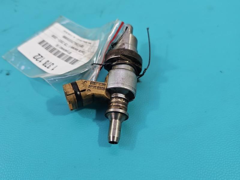 Форсунка Toyota Avensis T25 23710-26011 — фото детали 3