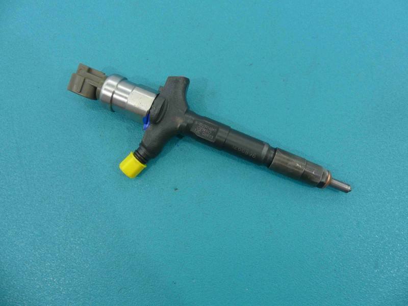 Форсунка Renault Vel satis 8-97239161-7