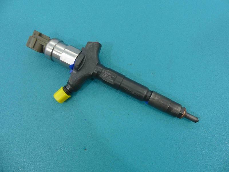 Форсунка Renault Vel satis 8-97239161-7