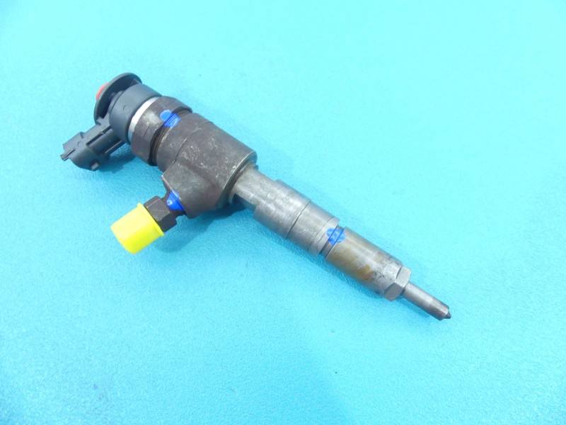 Форсунка Peugeot 307 0445110135
