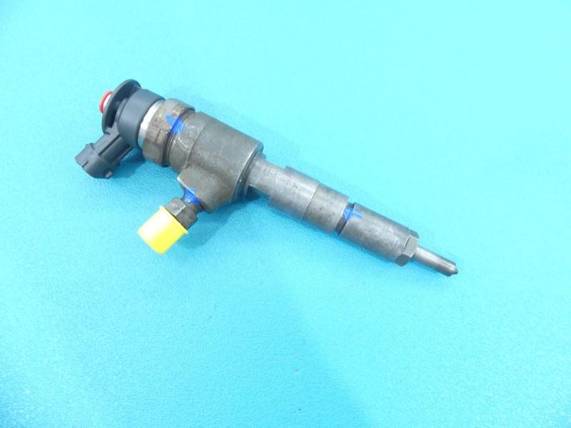 Форсунка Peugeot 307 0445110135