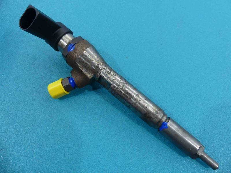 Форсунка Nissan Qashqai 8200294788