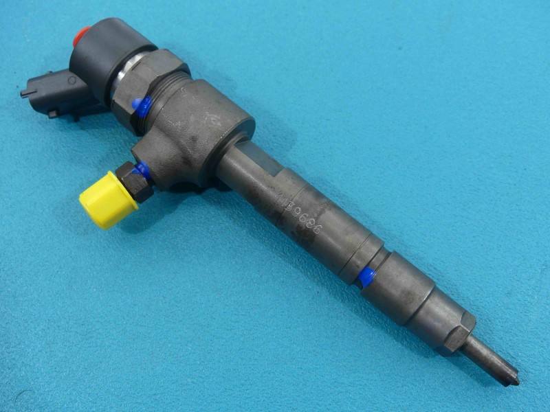 Форсунка Fiat Stilo 0445110119