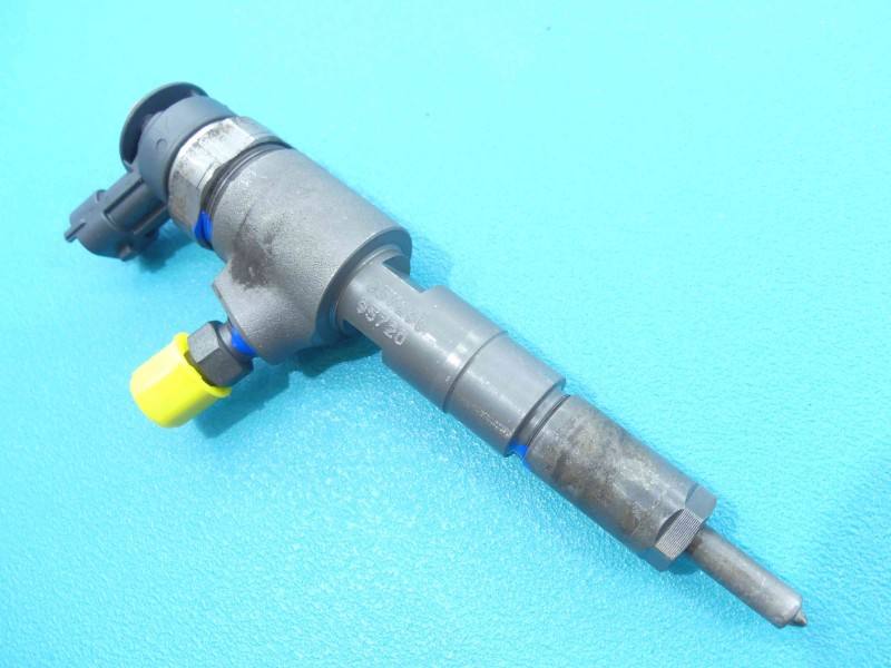Форсунка Peugeot 206 0445110075