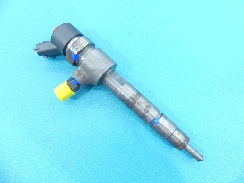 Форсунка Fiat Punto 0445110019