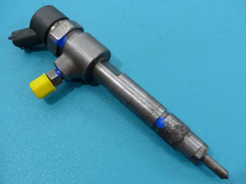 Форсунка Fiat Stilo 0445110068