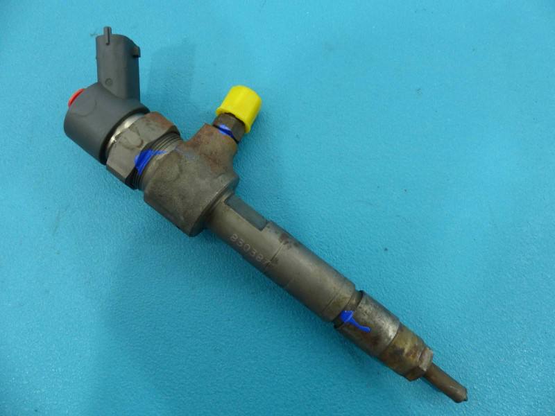 Форсунка Fiat Punto 0445110019