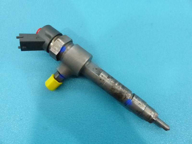 Форсунка Fiat Punto 0445110019