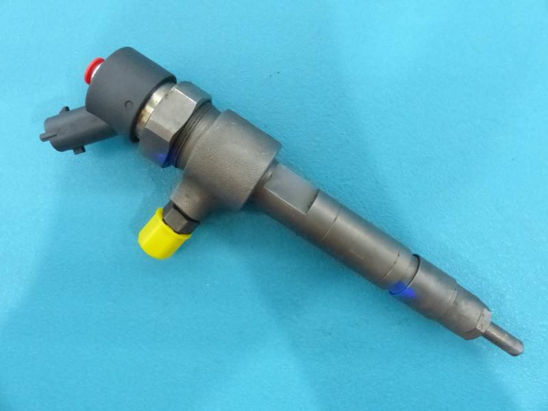 Форсунка Fiat Punto 0445110019