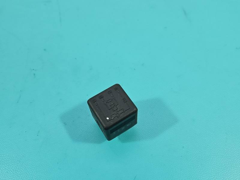 Реле Mercedes 124 0015426819