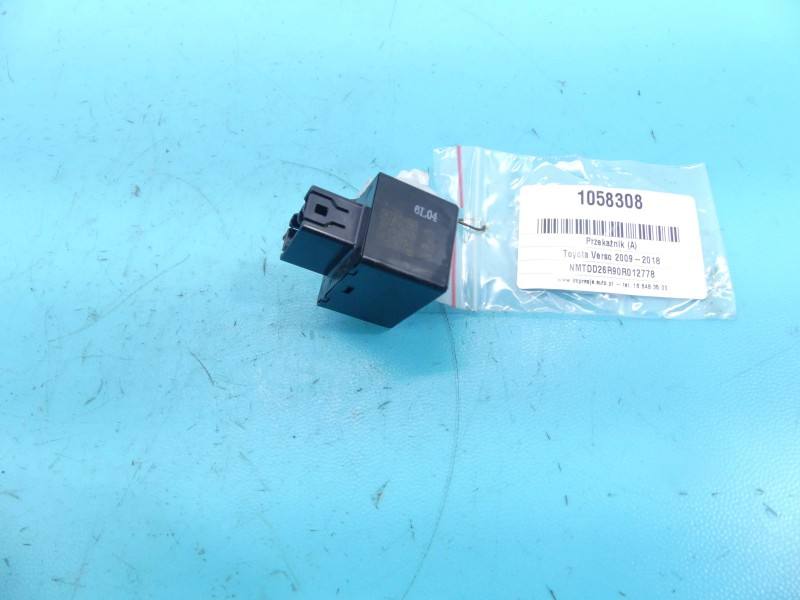 Реле Toyota Verso 895A1-68010 — фото деталі 2